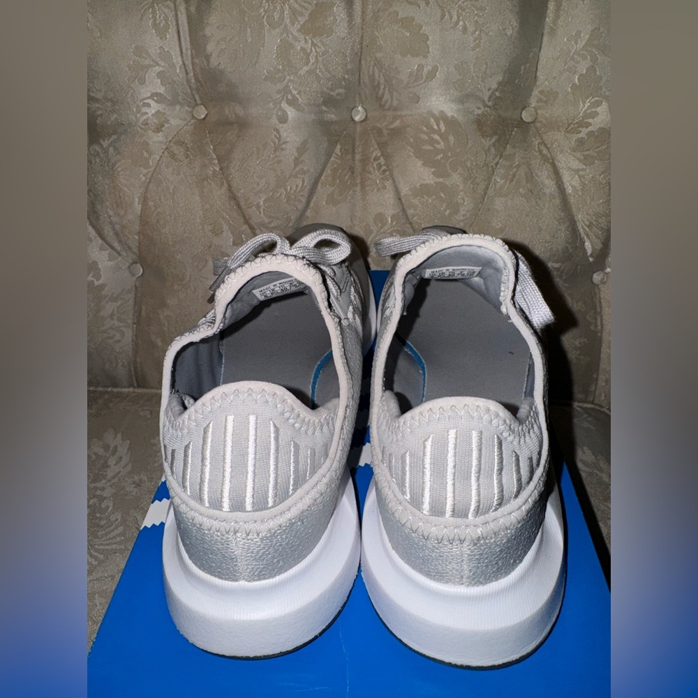 Adidas Swift Run X - Picture 2 of 5
